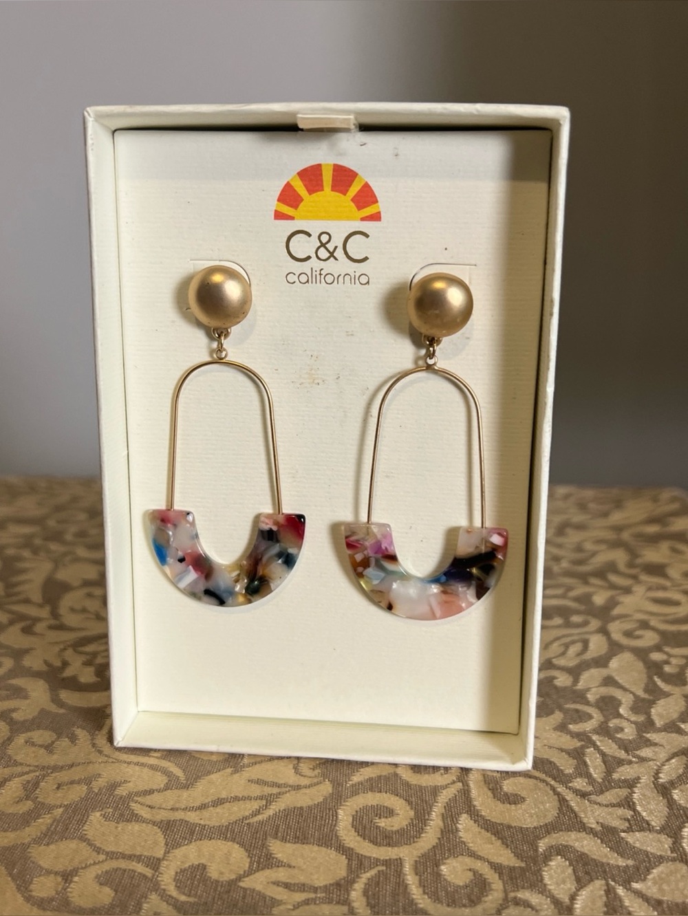 C & C California Gold Marble Partner U Shaped Earrings Fashion Style
